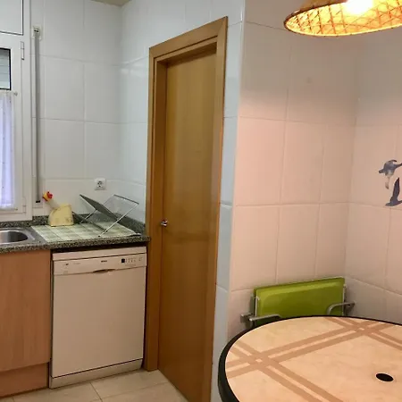 24 Carrer De Figueres Apartamento